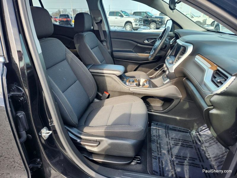 Used 2023 GMC Acadia SLE