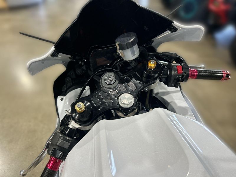 2023 Yamaha YZF-R7 Image 22