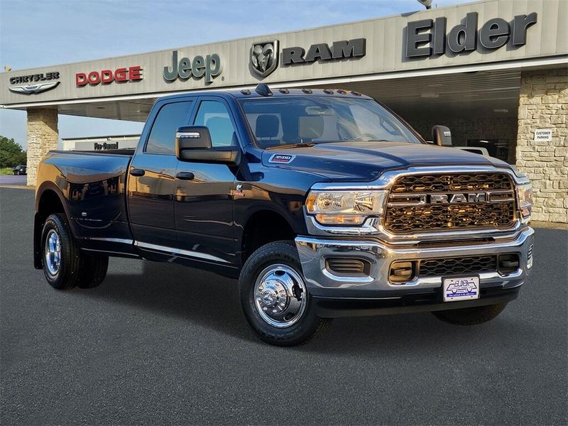 2024 RAM 3500 Tradesman Crew Cab 4x4 8