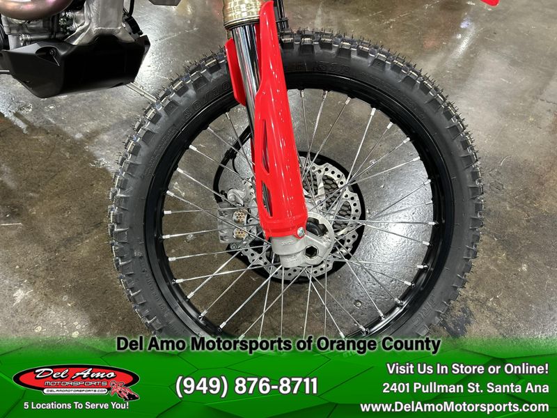 2025 Honda CRF450RL Image 4