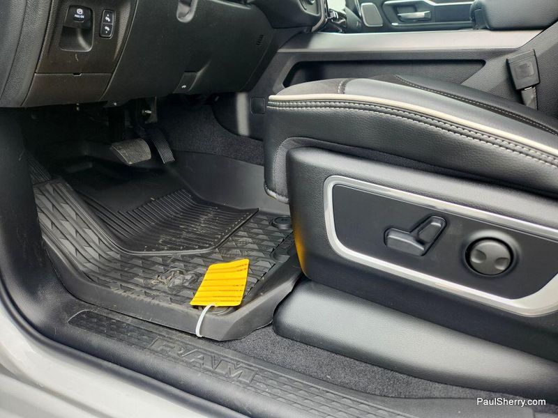 2025 RAM 1500 Laramie Crew Cab 4x4 5