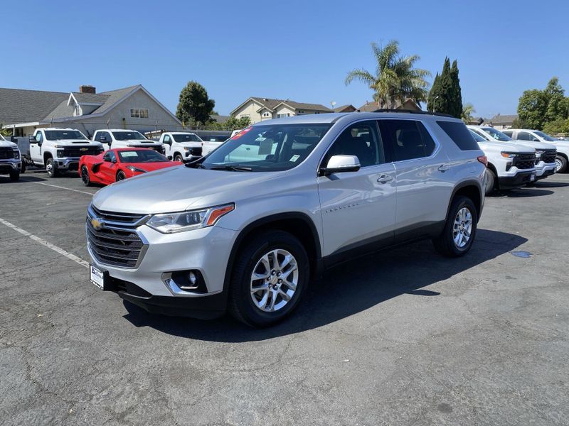 2020 Chevrolet Traverse LTImage 2