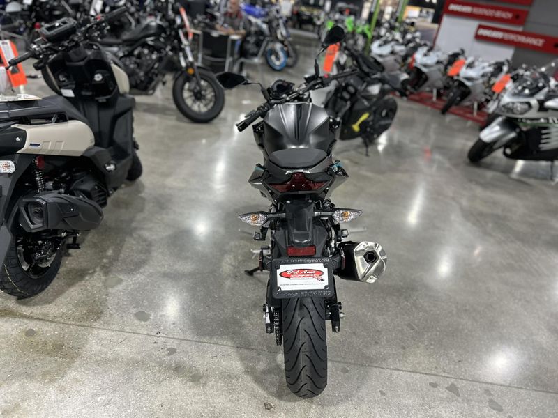 Used 2023 Kawasaki Z400 ABS Image 13