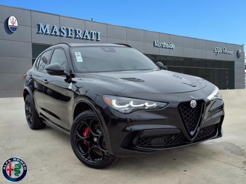 2024 Alfa Romeo Stelvio Quadrifoglio AwdImage 1