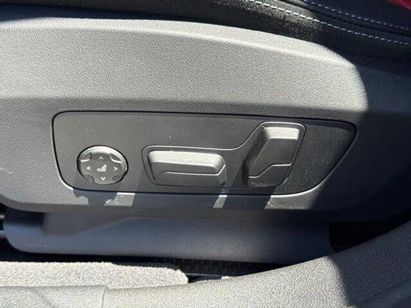 Used 2026 BMW 2 Series M235i xDriveImage 20