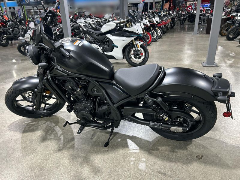 2025 Honda REBEL 1100 Image 10