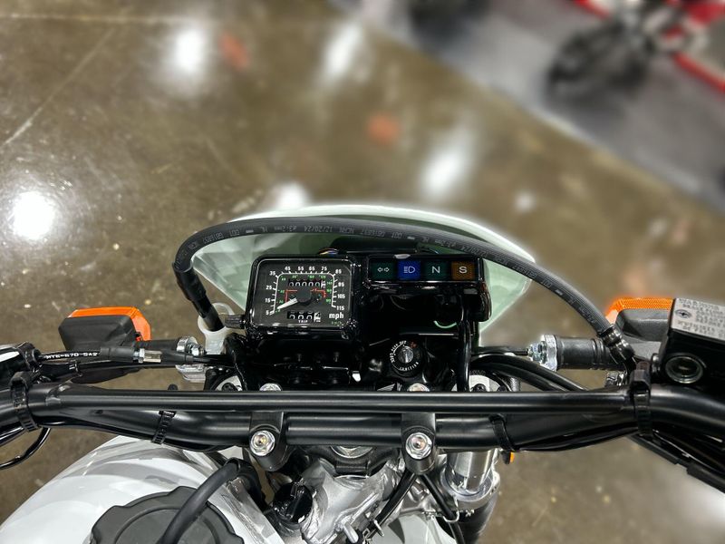 New 2025 Honda XR650L Image 23