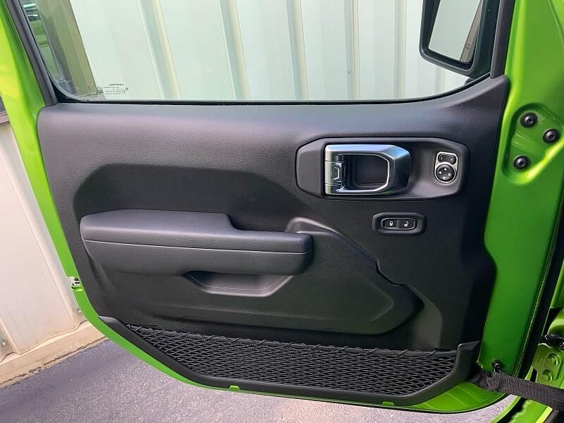 2025 Jeep Gladiator Sport photo 19
