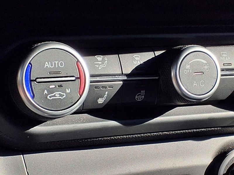 Used 2024 Alfa Romeo Stelvio TiImage 22