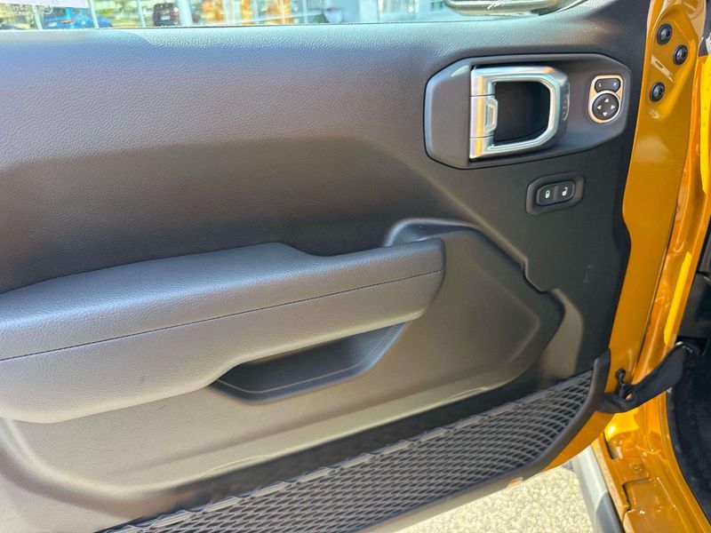 New 2026 Jeep Wrangler 4-door Rubicon