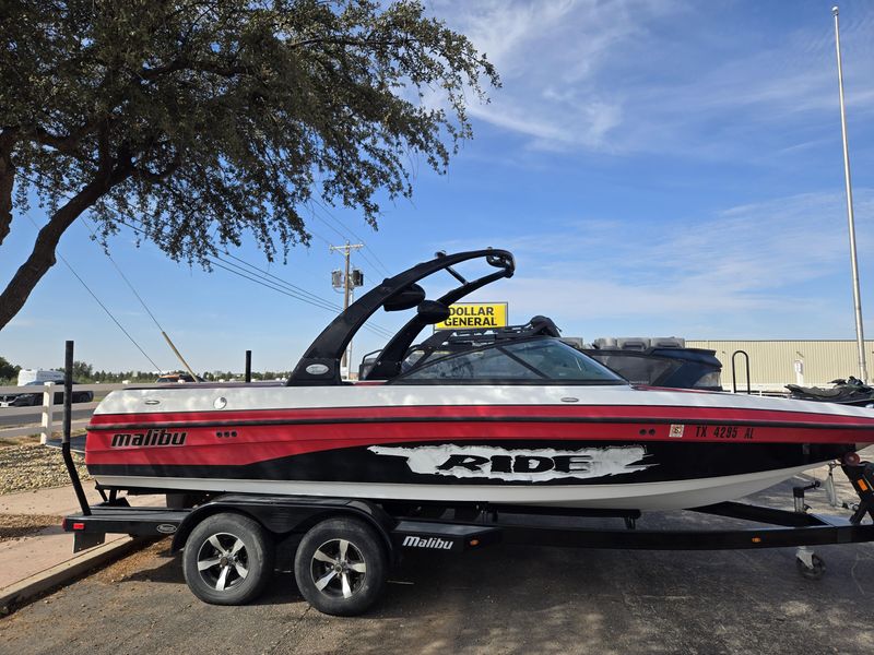 USED 2007 MALIBU 21 V RIDE Image 2