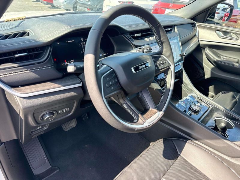 New 2026 Jeep Grand Cherokee Limited 4x4