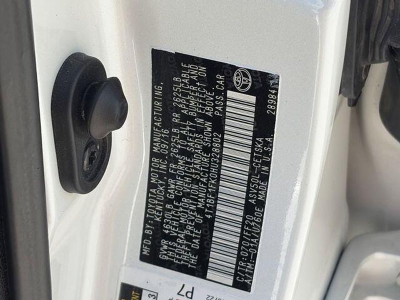 Used 2017 Toyota Camry XLEImage 31