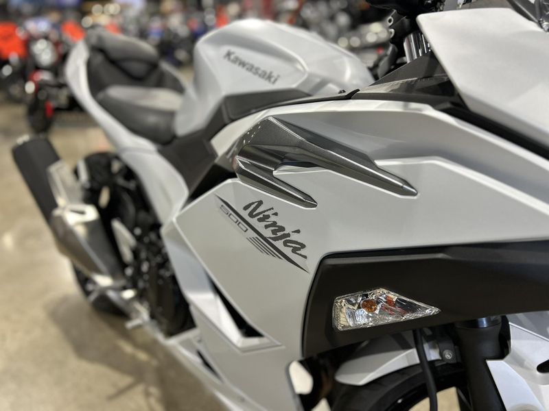 Used 2025 Kawasaki NINJA 500 ABS Image 2