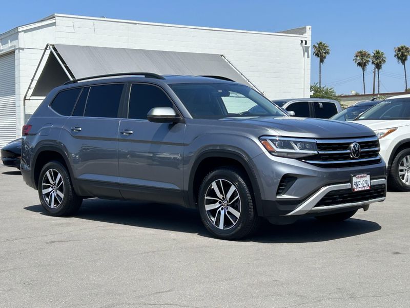 Used 2022 Volkswagen Atlas 2.0T SEImage 2