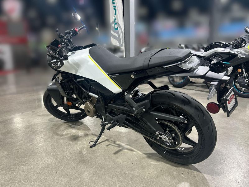 Used 2024 Husqvarna VITPILEN 401 Image 16