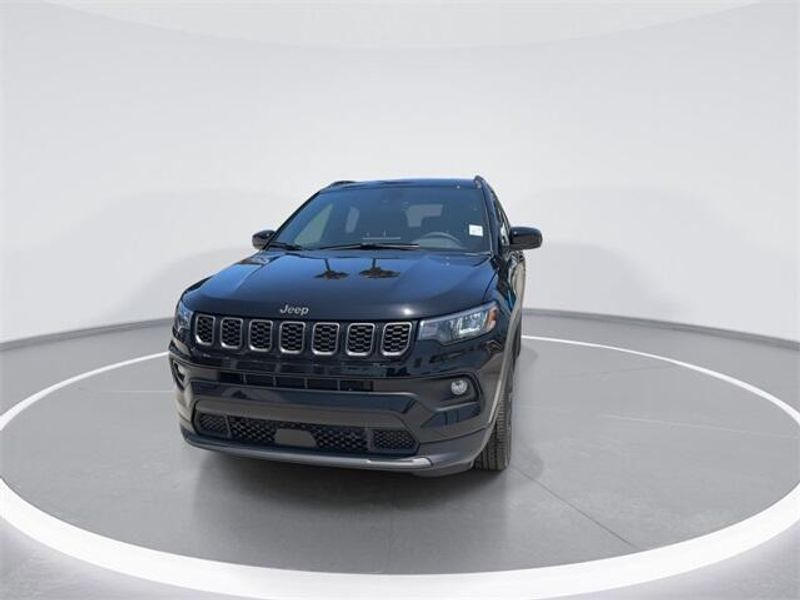 2025 Jeep Compass Latitude 4x4Image 3