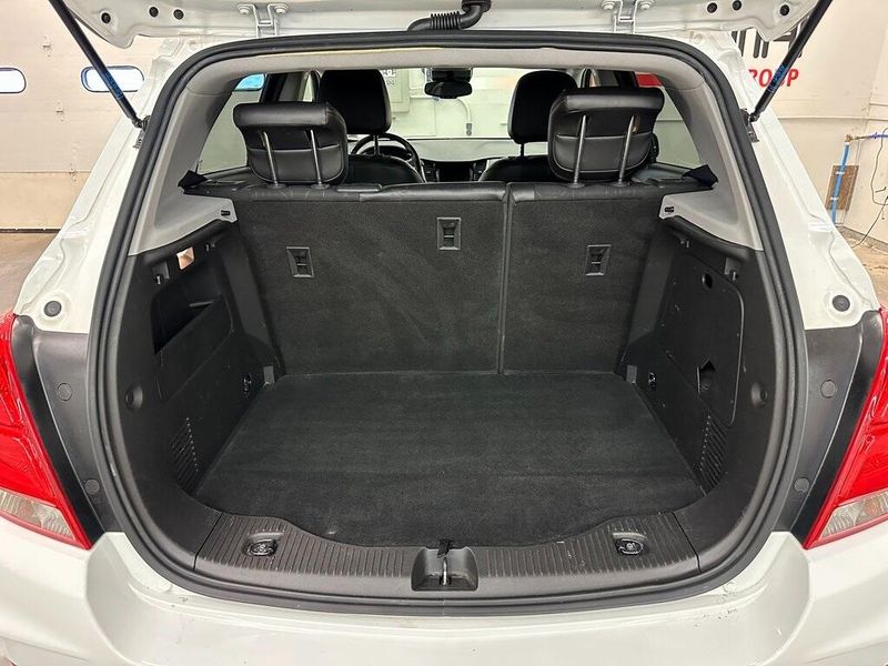 2018 Chevrolet Trax LTImage 16