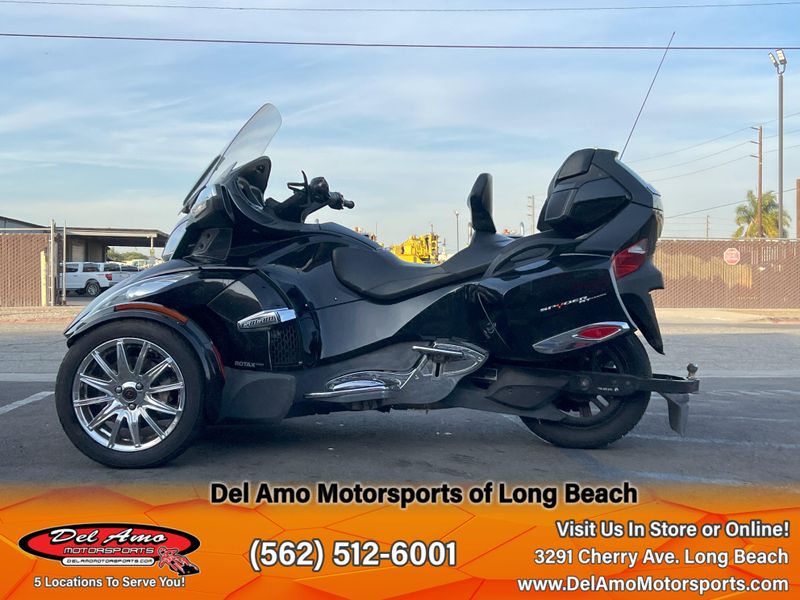 2015 Can-Am SPYDER RTImage 1