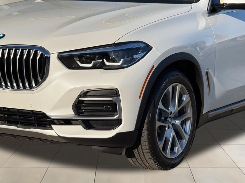 2024 BMW X5 sDrive40iImage 11