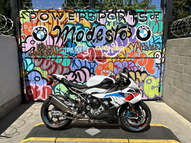New 2026 BMW S 1000 RR Image 8