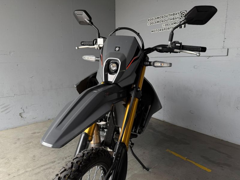 New 2025 Suzuki DR-Z4S Image 6