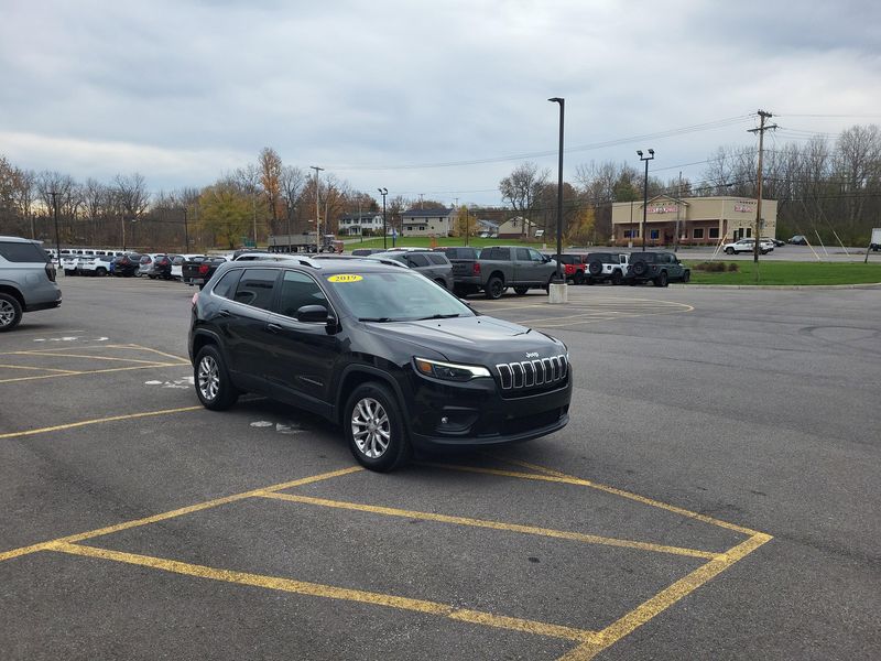 Used 2019 Jeep Cherokee LatitudeImage 21