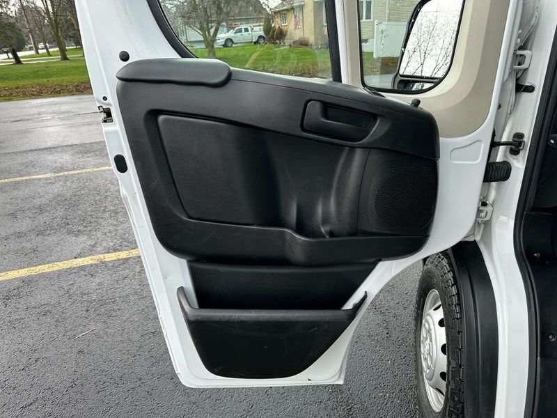 2021 RAM ProMaster 2500 High RoofImage 17