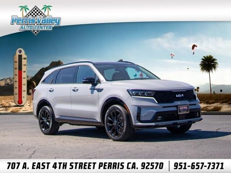 Used 2022 Kia Sorento SXImage 1