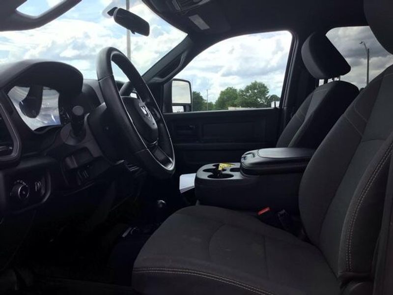 2023 RAM 2500 TradesmanImage 12