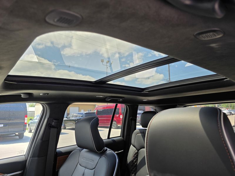 Used 2023 Jeep Grand Cherokee 4xe Summit ReserveImage 30