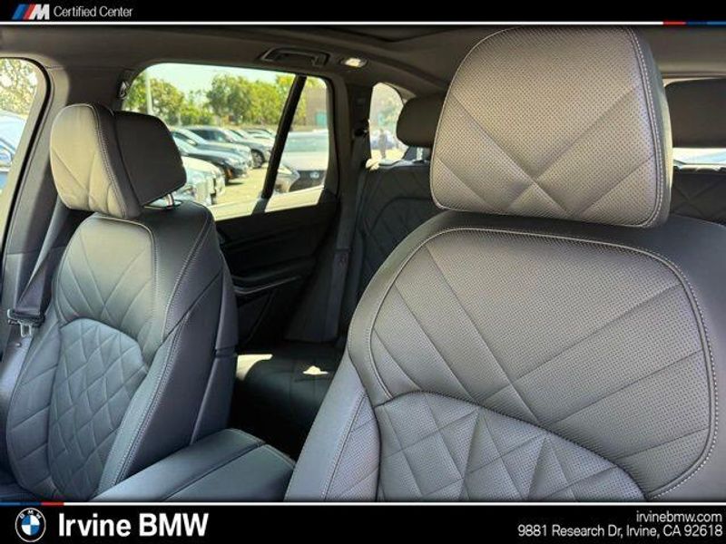 Used 2025 BMW X5 xDrive40iImage 22