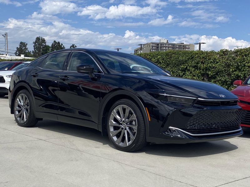 New 2026 Toyota Crown LimitedImage 2