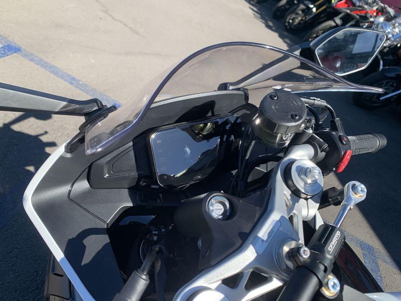 New 2025 CFMOTO 675SS Image 20