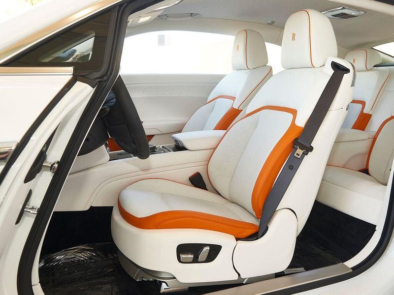 New 2025 Rolls-Royce Spectre Image 11