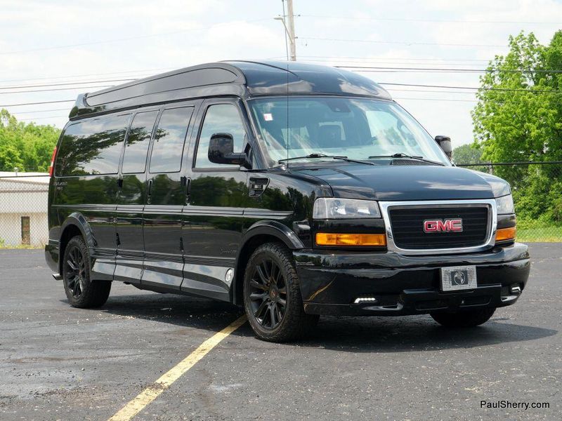 2020 GMC Savana Cargo Image 13