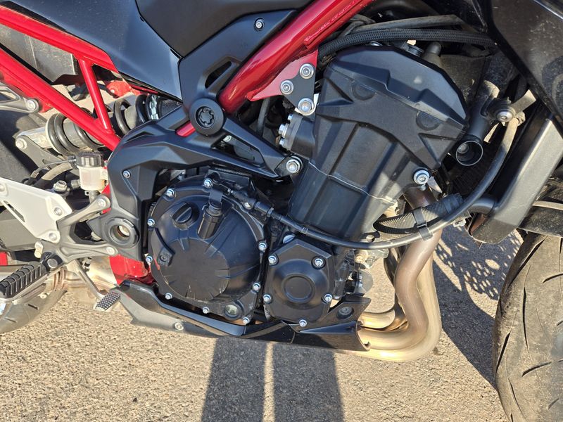 Used 2024 Kawasaki Z900 ABS Image 11