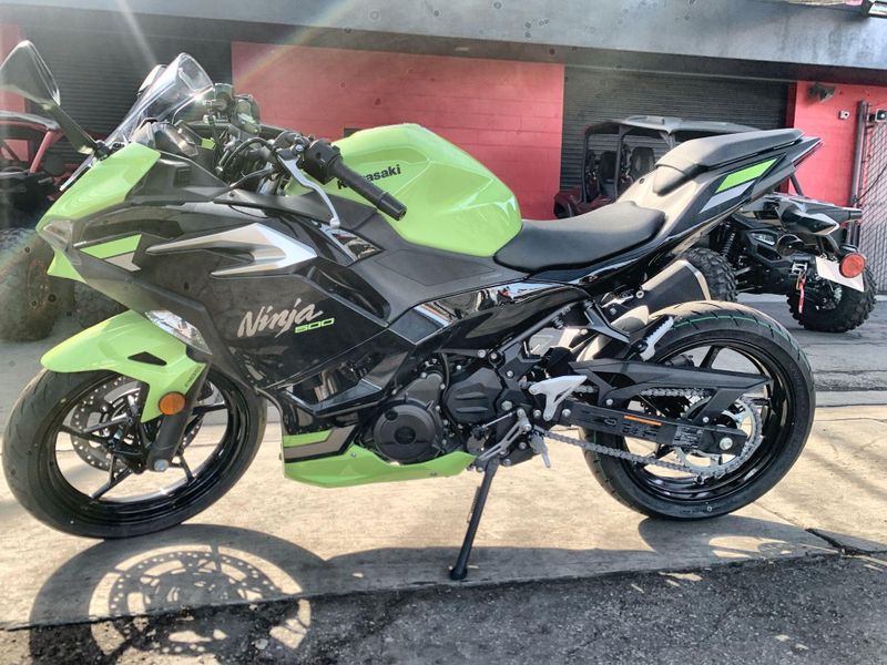 New 2026 Kawasaki NINJA 500 SE ABS Image 12