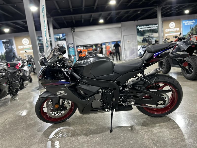 New 2026 Suzuki GSX-R600 Image 4