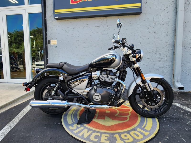 New 2024 Royal Enfield SUPER METEOR Image 11