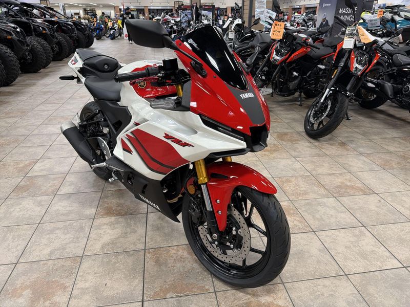 New 2026 Yamaha YZF-R3 ABS CA 70TH ANNIVERSARY EDITION Image 11