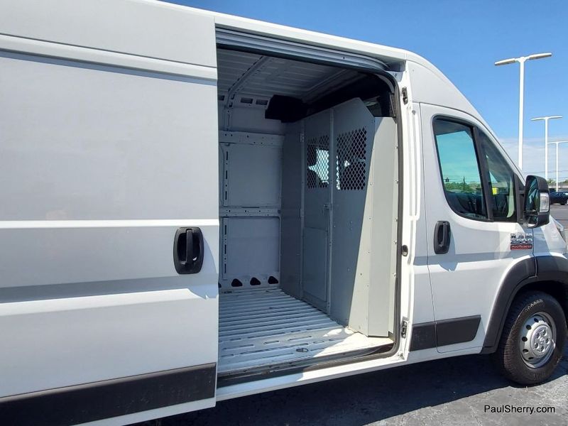 2022 RAM ProMaster 2500 High RoofImage 7