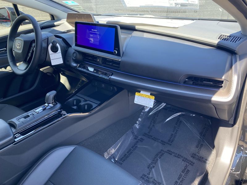 New 2026 Toyota Prius XLEImage 9