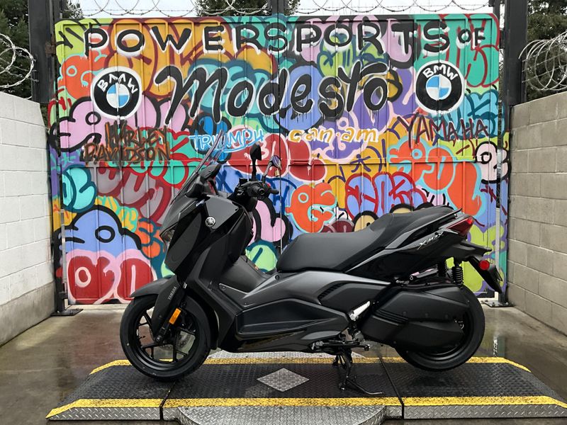 New 2026 Yamaha Xmax Image 8