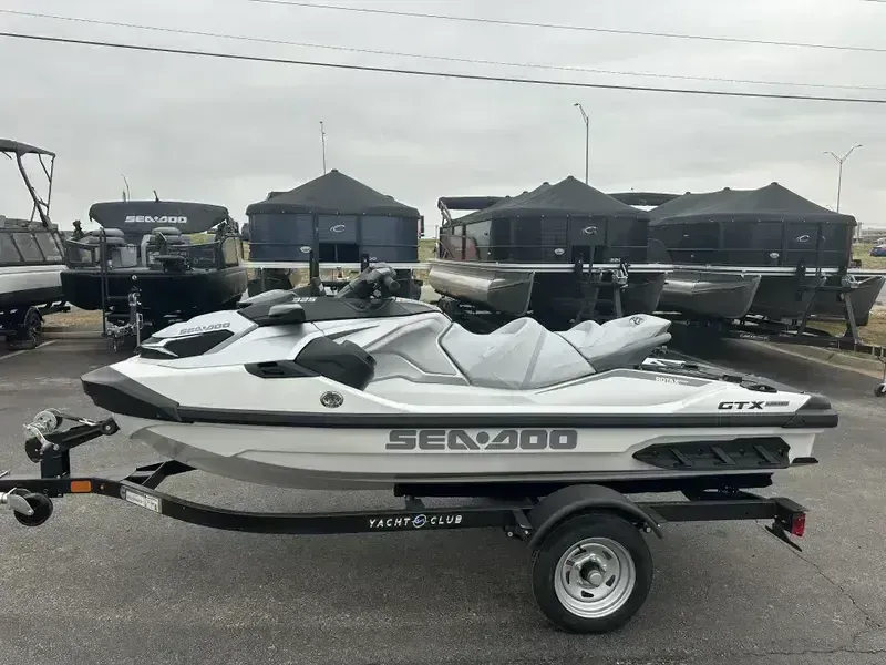 NEW 2026 SEADOO GTX LIMITED 325 WITH SOUND SYSTEM Image 2