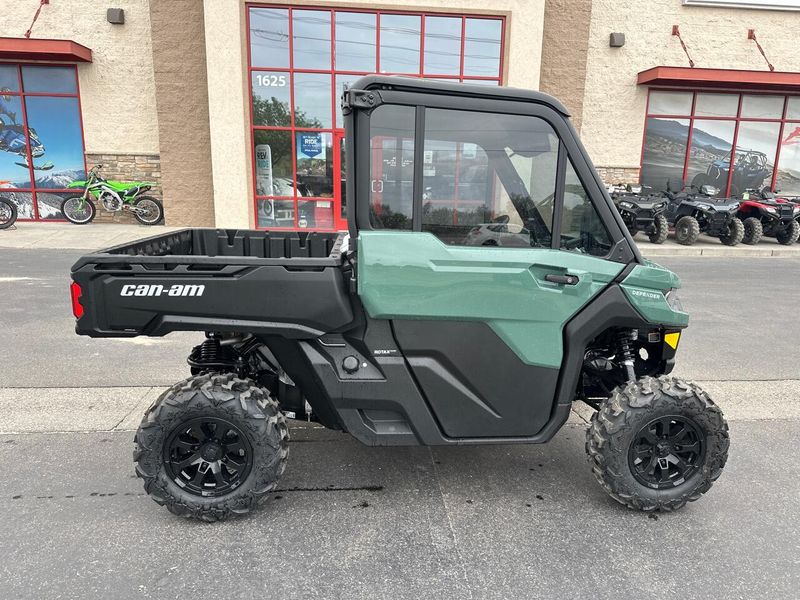 2025 Can-Am DEFENDER DPSCAB HD9 