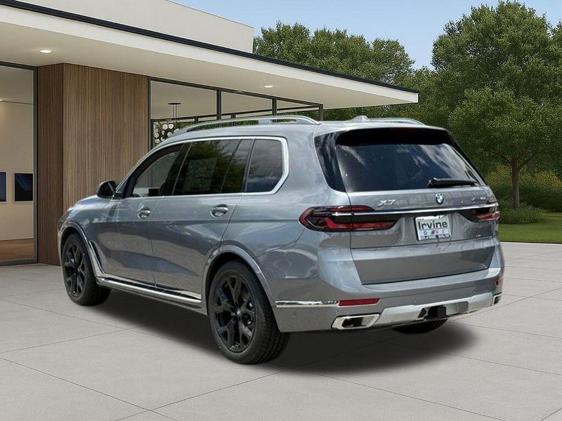 New 2027 BMW X7 xDrive40iImage 12
