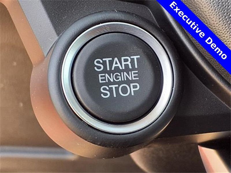 2025 Alfa Romeo Stelvio Image 20