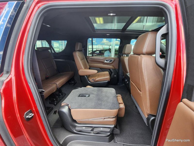 Used 2024 Chevrolet Suburban High Country