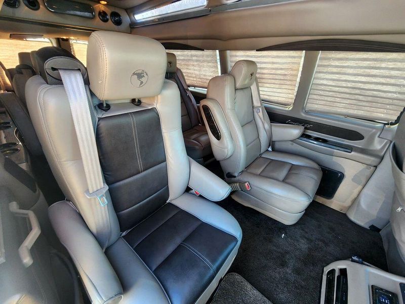 2018 GMC Savana 2500 Image 45